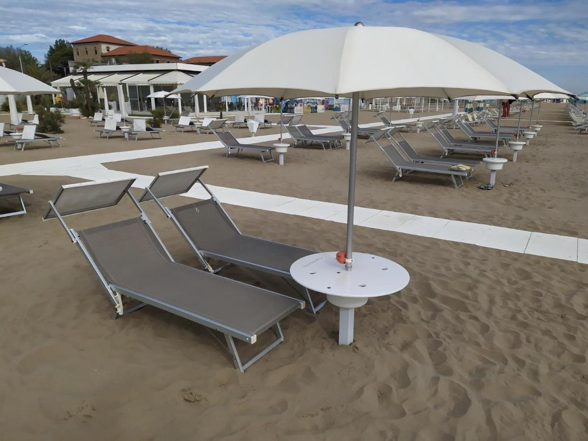 Hotel Naica Rimini Dış mekan fotoğraf