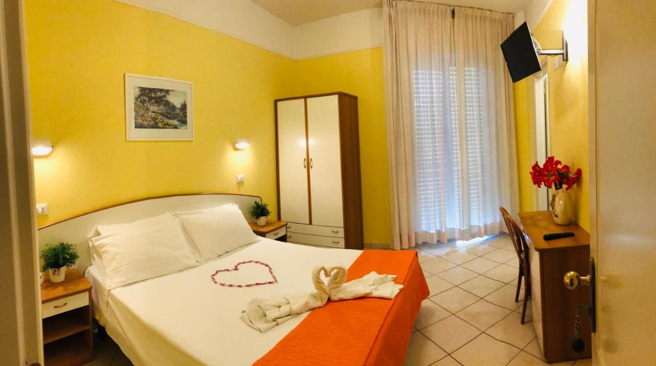 Hotel Naica Rimini Dış mekan fotoğraf