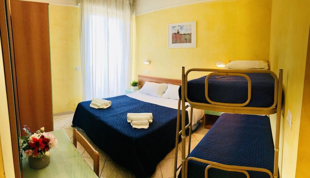 Hotel Naica Rimini Dış mekan fotoğraf